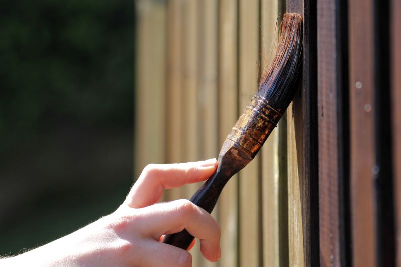 Fence Staining and Sealing